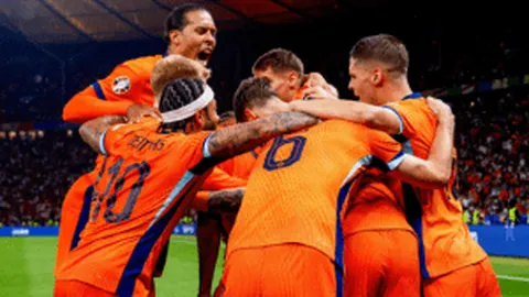 4月18日CBA季后赛：辽宁迎战深圳 贺希宁精彩瞬间集锦